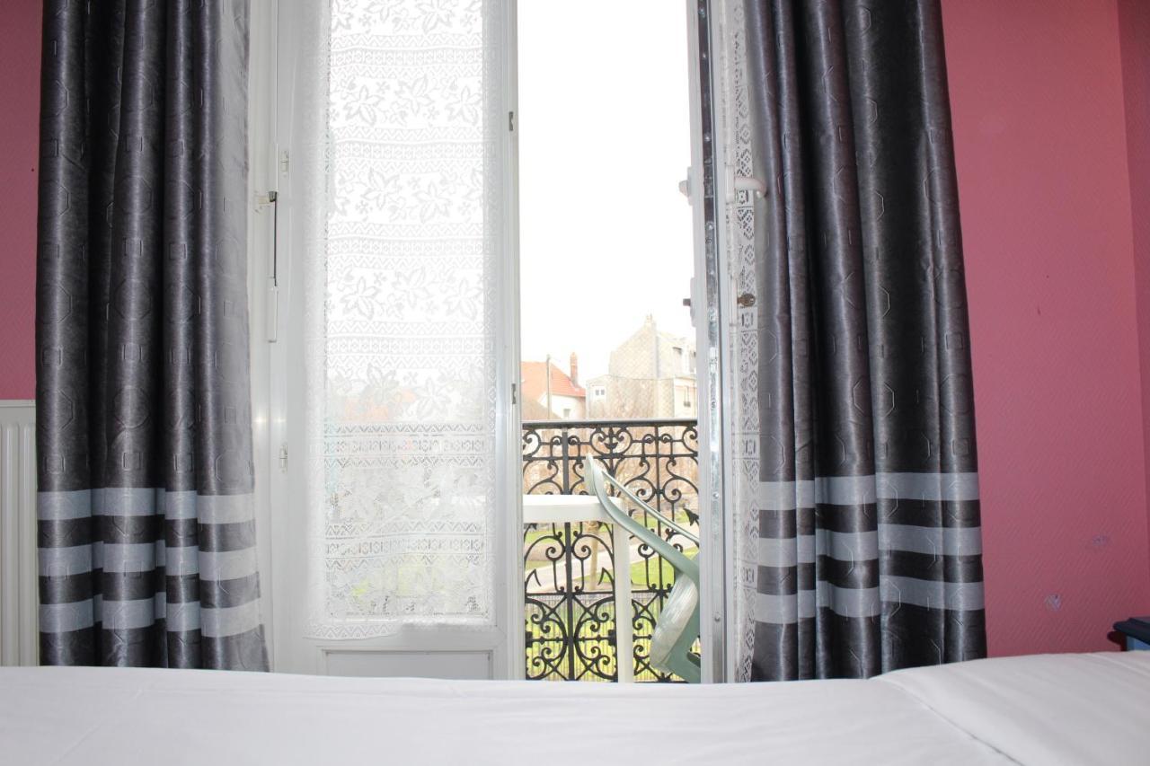 Hotel Le Voltaire Berck Esterno foto